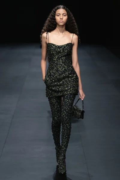 Look 79